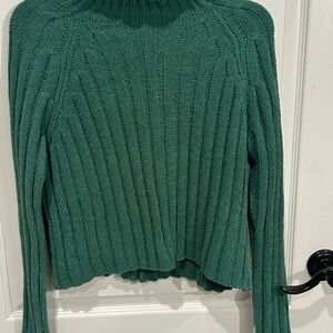 American Eagle Green Ribbed Women's Sweater